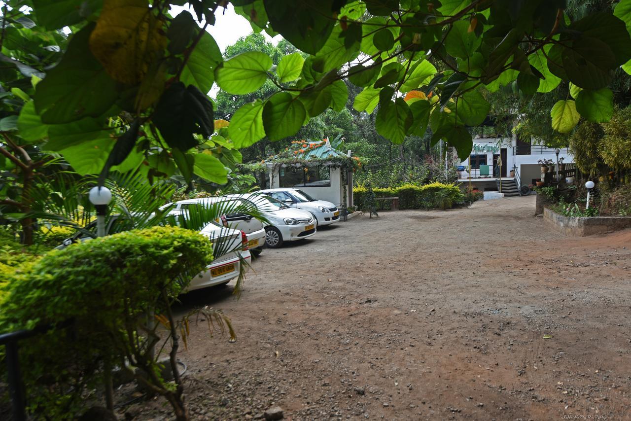 Spice Jungle Resort Munnar Exteriör bild