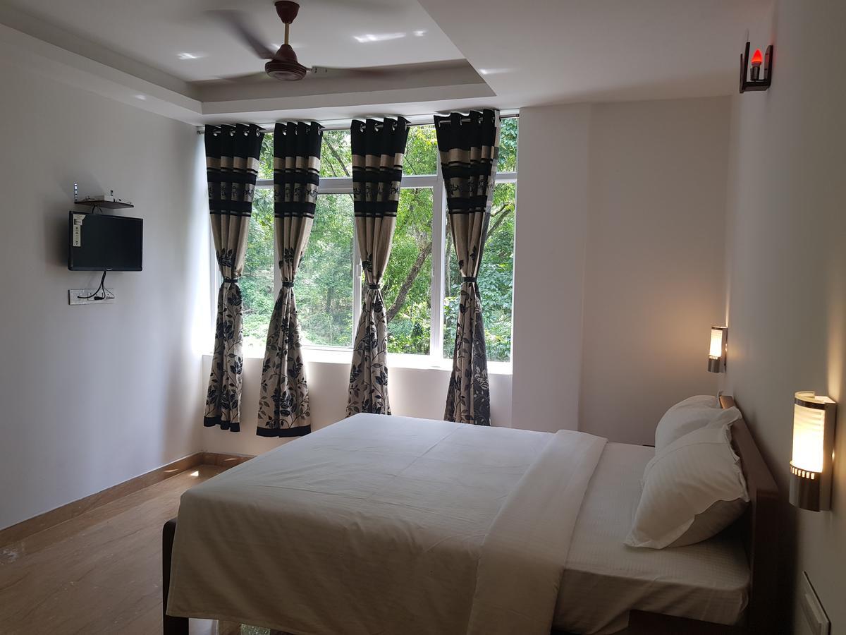 Spice Jungle Resort Munnar Exteriör bild