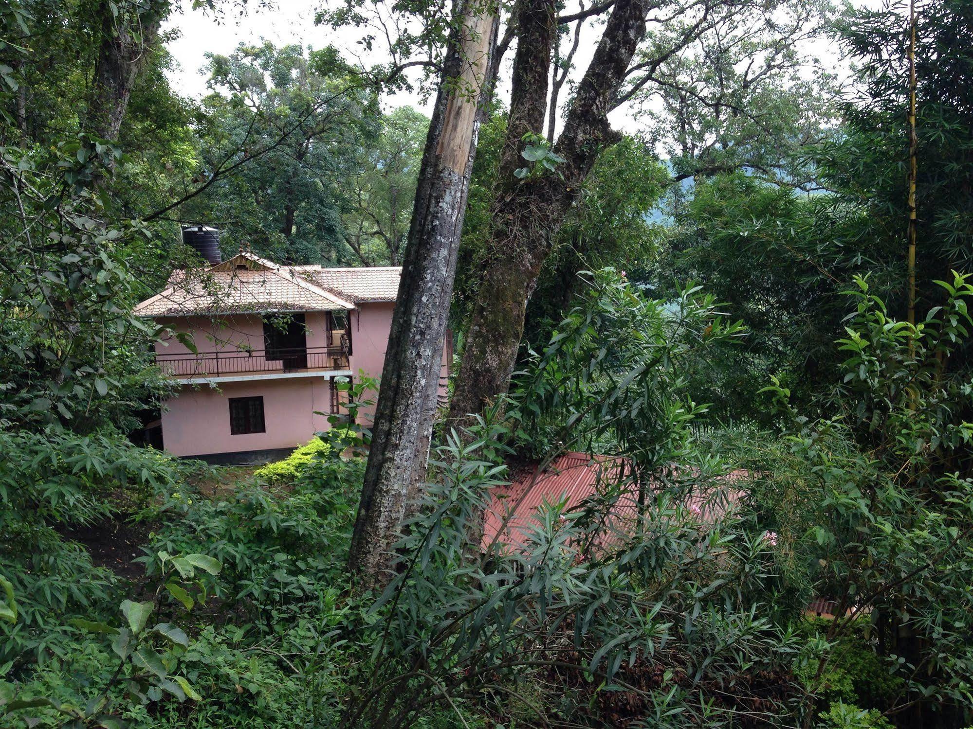 Spice Jungle Resort Munnar Exteriör bild